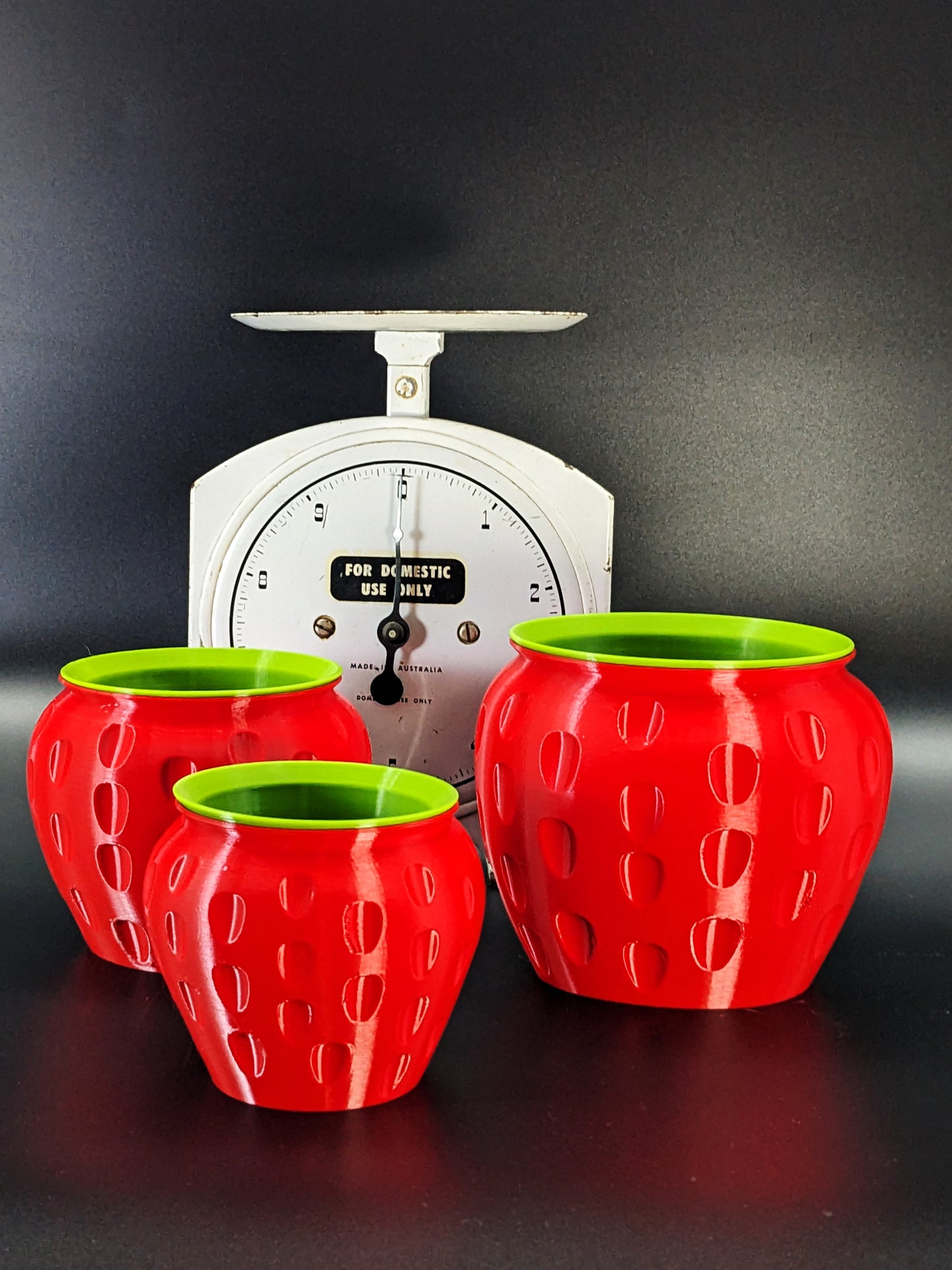 Strawberry Feels - Classic Red